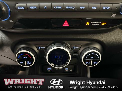 Certified 2023 Hyundai Venue Limited image 28