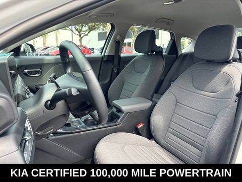Certified 2025 Kia K4 EX FWD image 11