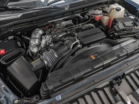 Used 2025 Chevrolet Silverado 2500 LTZ w/ LTZ Plus Package AWD/4WD image 59
