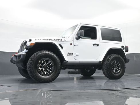 Used 2025 Jeep Wrangler Rubicon w/ Xtreme 35 Tire Package AWD/4WD image 47