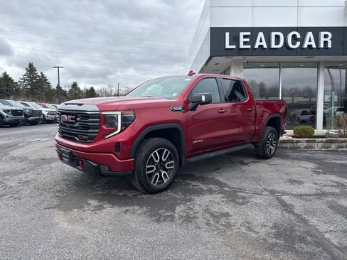 Used 2022 GMC Sierra 1500 AT4 w/ AT4 Premium Package AWD/4WD image 1