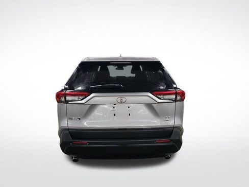 Used 2024 Toyota RAV4 LE image 5