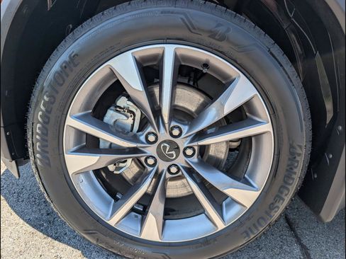 Used 2025 INFINITI QX60 Luxe w/ Vision Package FWD image 20