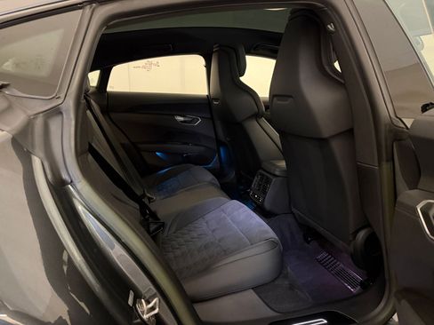 Used 2023 Audi e-tron GT Prestige w/ Prestige Package image 31