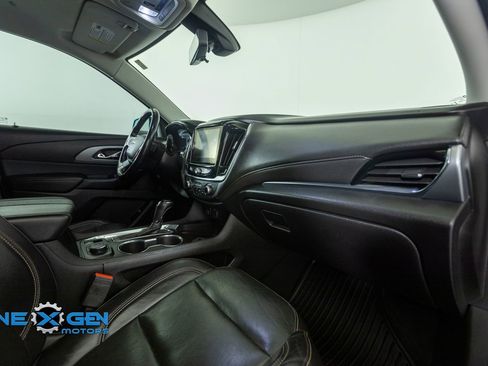 Used 2020 Chevrolet Traverse Premier FWD image 43