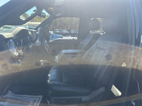 Used 2016 Ford F450 Platinum image 17