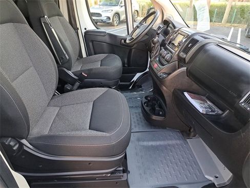 Used 2021 RAM ProMaster 2500 image 14