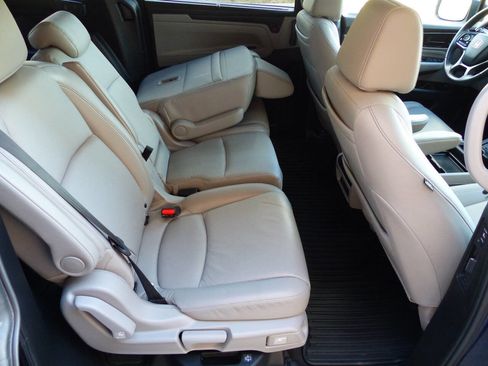 Used 2024 Honda Odyssey Touring image 26