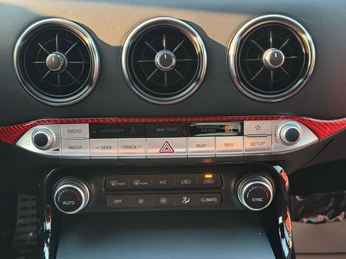 Used 2019 Kia Stinger GT1 image 20