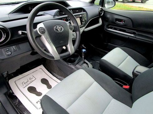 Used 2015 Toyota Prius C Two image 12