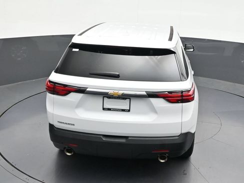 Used 2023 Chevrolet Traverse LS FWD image 23