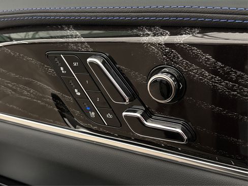 New 2025 Cadillac Escalade IQ Sport 1 w/ Smart Trailering package image 32