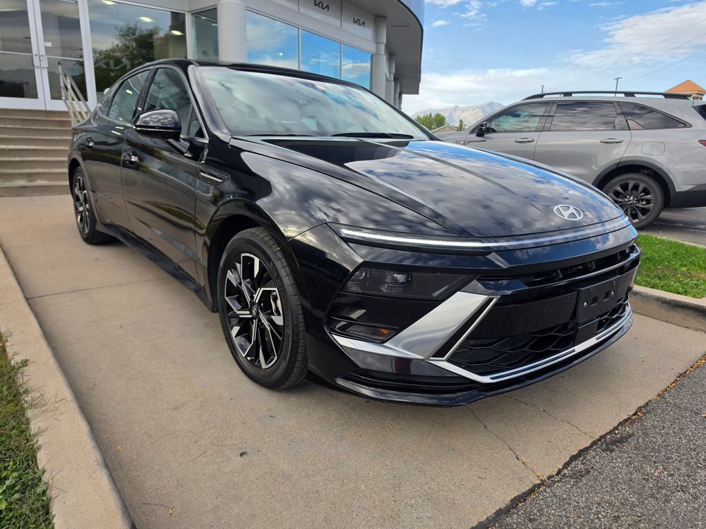 Used 2024 Hyundai Sonata SEL FWD image 3