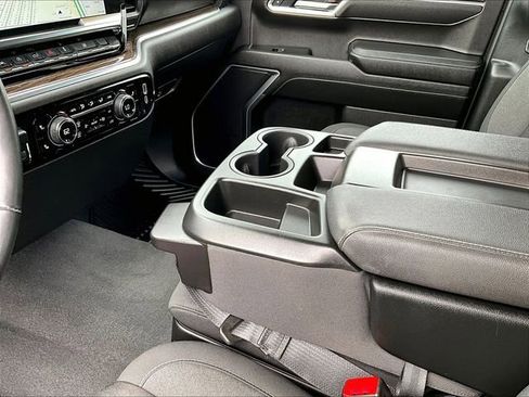 Used 2025 Chevrolet Silverado 1500 LT image 20