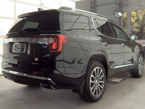 Used 2021 GMC Acadia Denali w/ Denali Ultimate Package AWD/4WD image 3
