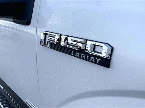Used 2015 Ford F150 Lariat image 30