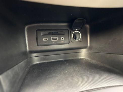 Used 2024 Chevrolet Equinox LT AWD/4WD image 69