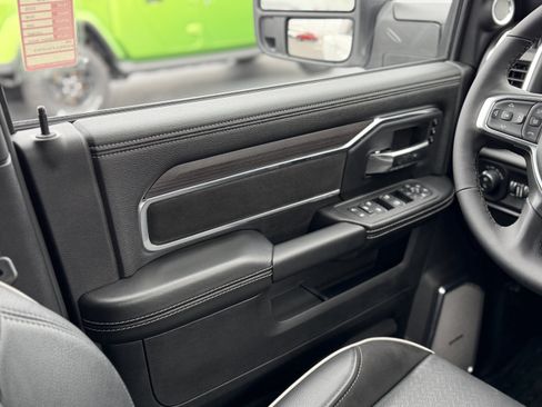 New 2026 RAM 3500 Laramie AWD/4WD image 16