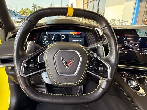 Used 2021 Chevrolet Corvette Stingray Premium Conv w/ Z51 Performance Package RWD image 11