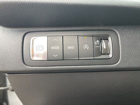 New 2026 Chevrolet Traverse LT w/ Midnight/Sport Edition image 22