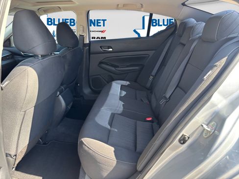 Used 2022 Nissan Altima 2.5 SV w/ SV Premium Package FWD image 22