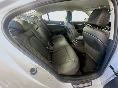 Certified 2026 Genesis G70 2.5T RWD image 27
