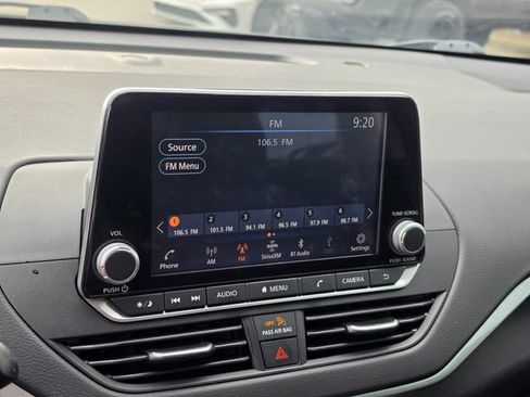 Certified 2025 Nissan Altima 2.5 S FWD image 21