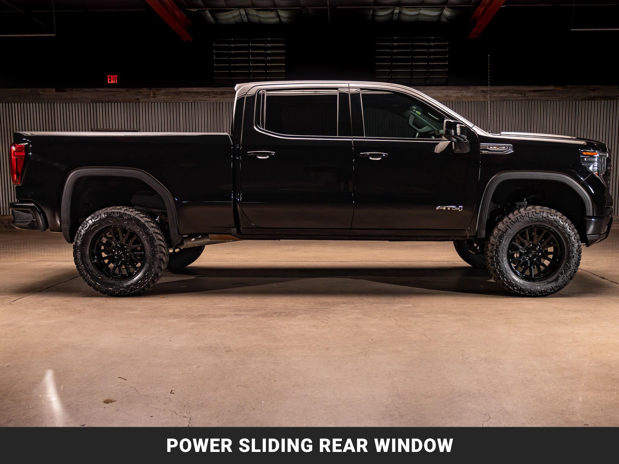 Used 2023 GMC Sierra 1500 AT4 w/ AT4 Preferred Package AWD/4WD image 11