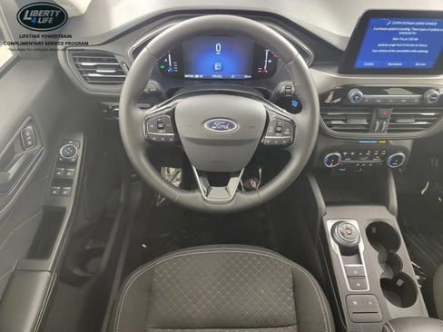 Used 2023 Ford Escape Active AWD/4WD image 25