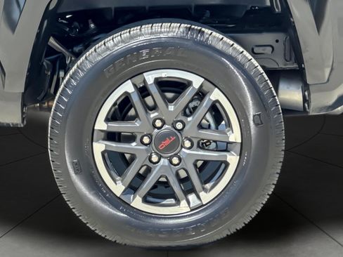 Certified 2025 Toyota Tacoma TRD Sport AWD/4WD image 24
