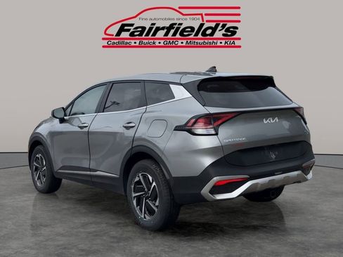 Used 2023 Kia Sportage LX image 3