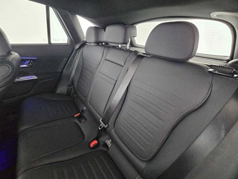 New 2026 Mercedes-Benz GLC 300 4MATIC image 17