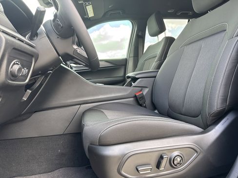 New 2026 Jeep Grand Cherokee Laredo RWD image 14