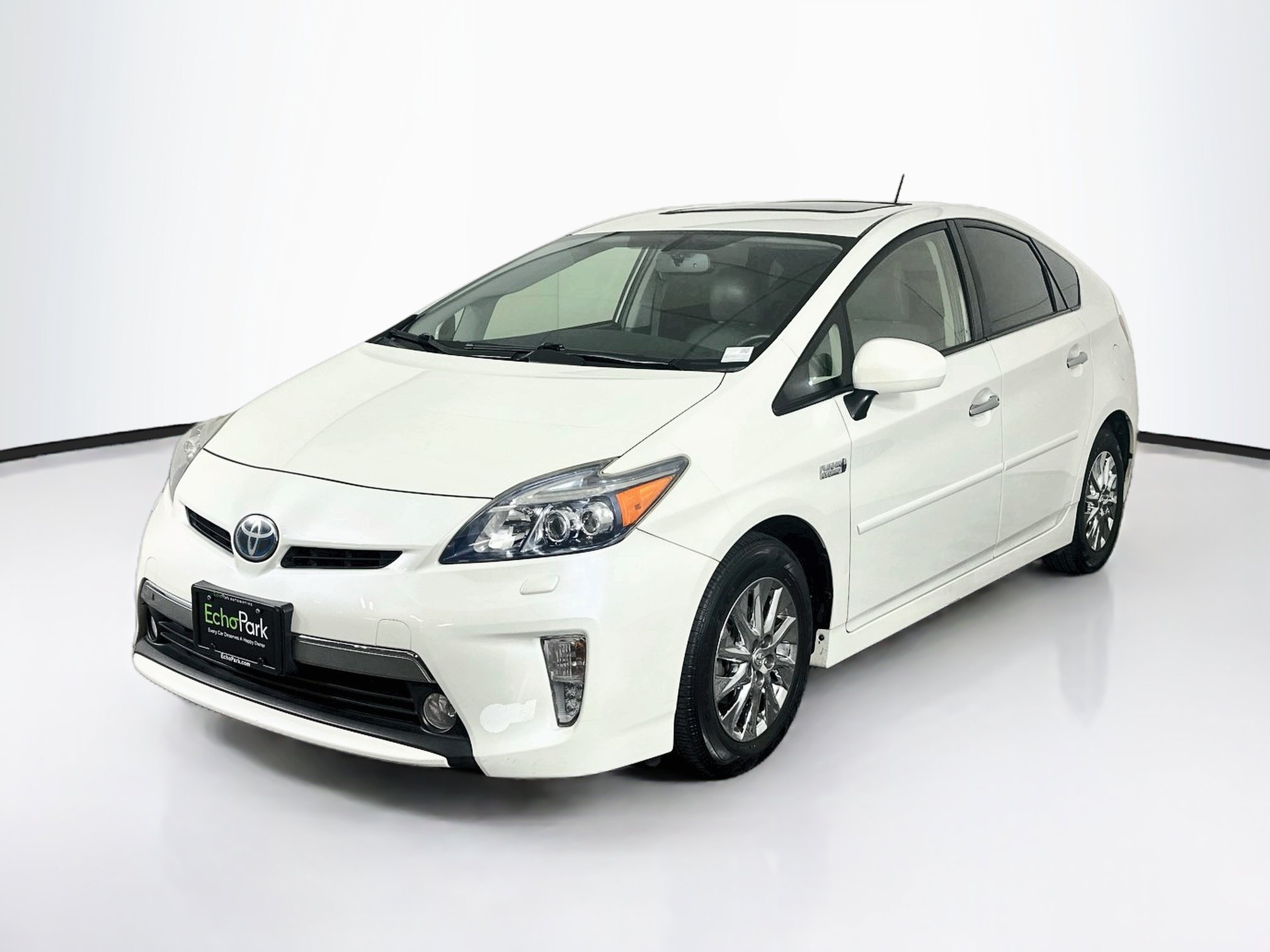 Used 2012 Toyota Prius Prime Advanced FWD image 3