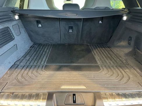 Used 2024 Land Rover Range Rover Sport AWD/4WD image 19