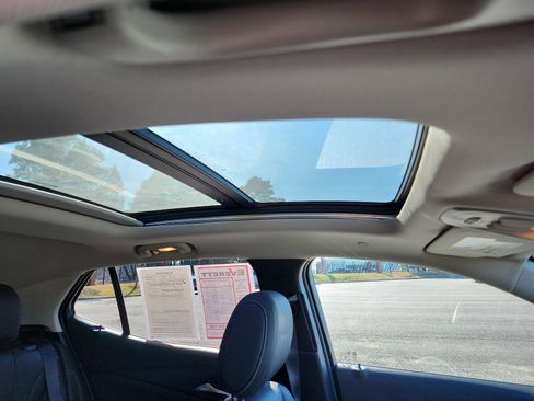 Certified 2025 Buick Encore GX Avenir w/ Avenir Technology Package image 8