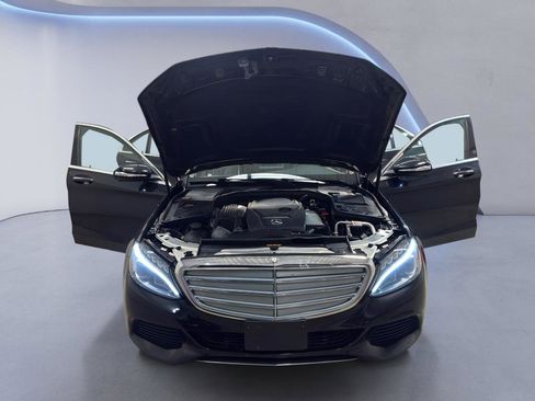 Used 2015 Mercedes-Benz C 300 Luxury image 8