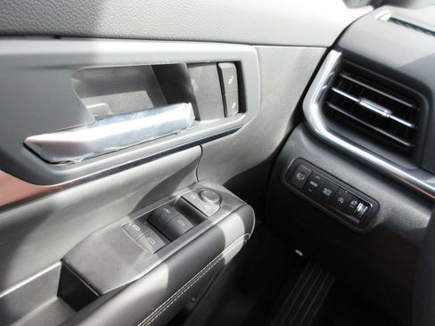 New 2027 GMC Terrain Elevation w/ Elevation Premium Package FWD image 14