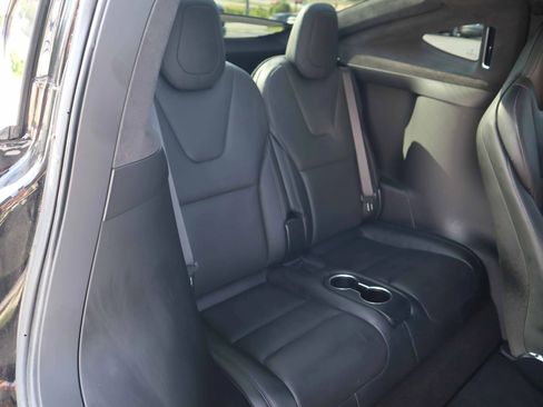 Used 2022 Tesla Model X AWD/4WD image 5