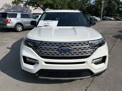 Used 2022 Ford Explorer Limited w/ Equipment Group 301A RWD image 12