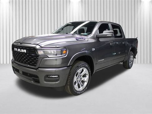 New 2026 RAM 1500 4x4 Crew Cab image 8