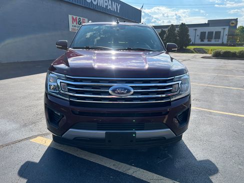Used 2020 Ford Expedition XLT w/ Equipment Group 202A image 3
