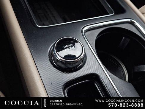 Certified 2023 Lincoln Corsair AWD w/ Equipment Group 101A image 25