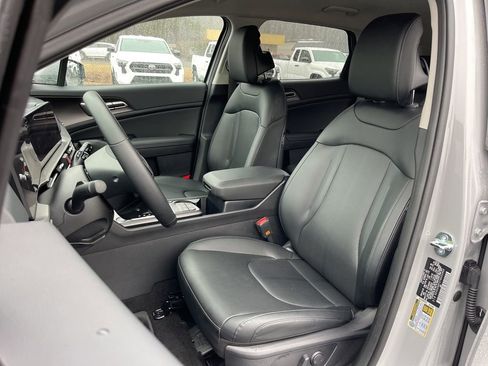 Certified 2026 Kia Sportage EX image 19