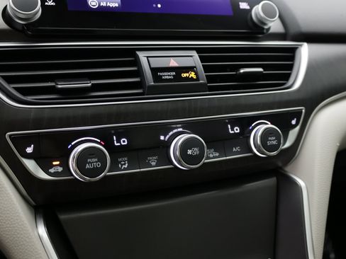 Used 2021 Honda Accord EX-L image 19
