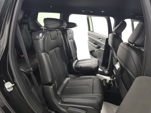 New 2026 Jeep Grand Cherokee L Limited AWD/4WD image 22