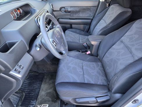 Used 2012 Scion xB image 7