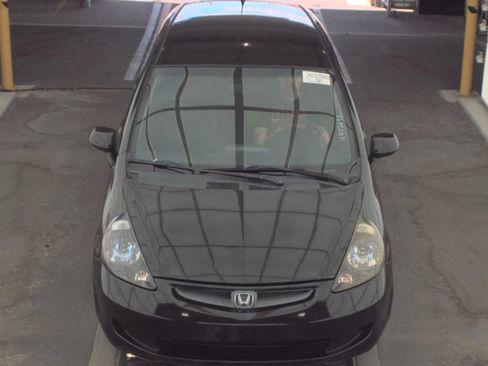 Used 2008 Honda Fit image 2