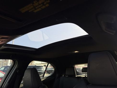 Used 2019 Lexus UX 200 F Sport FWD image 23