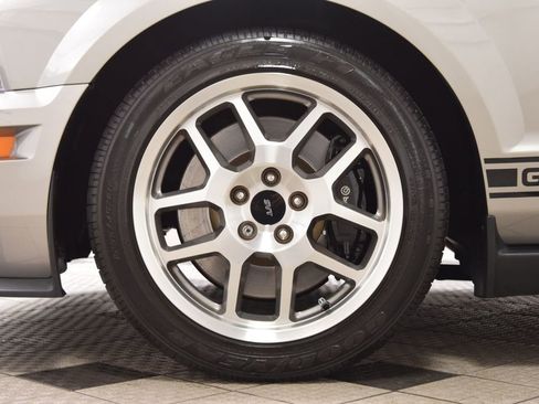 Used 2008 Ford Mustang Shelby GT500 RWD image 29